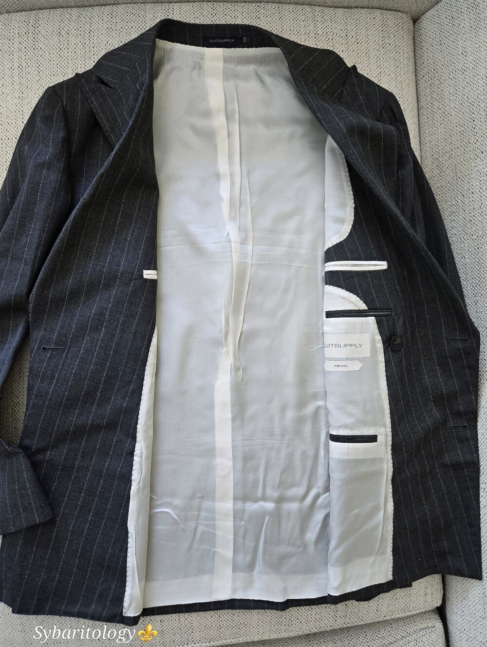 SUITSUPPLY Men's Mid Grey Pinstripe Tailored Fit Havana Suit Pure Wool Size: 40S